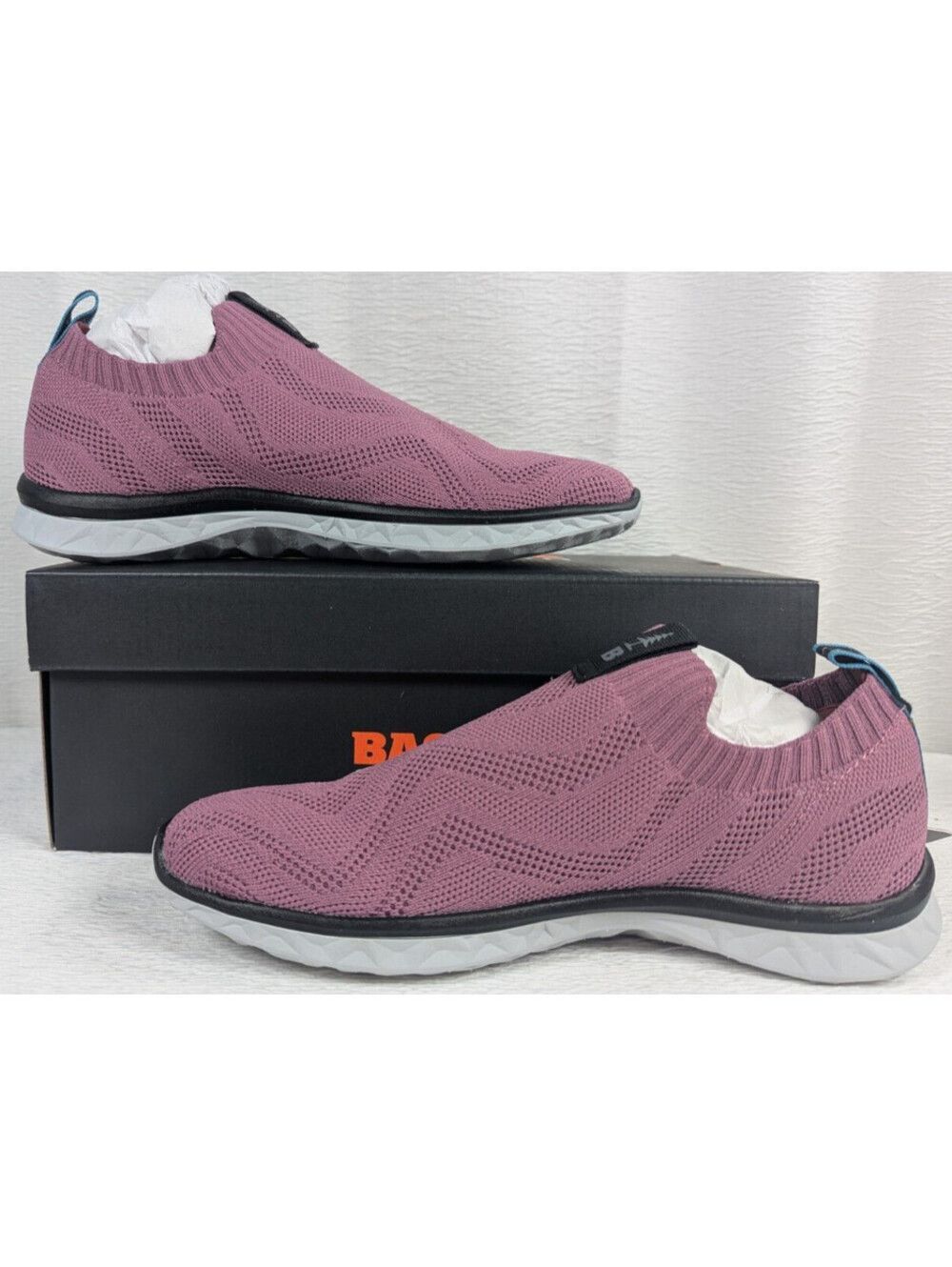 Bass Outdoor - Pull On - Shoes / Sneakers - Hawthorn Rose - Size 7 - NO BOX
